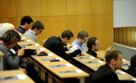 W eksperymencie, którym kierował psycholog, prof. Serge Onyper, wzięło udział 224 studentów ochotnik