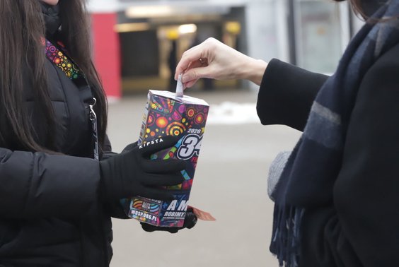 Zbiórka na WOŚP w centrum Warszawy