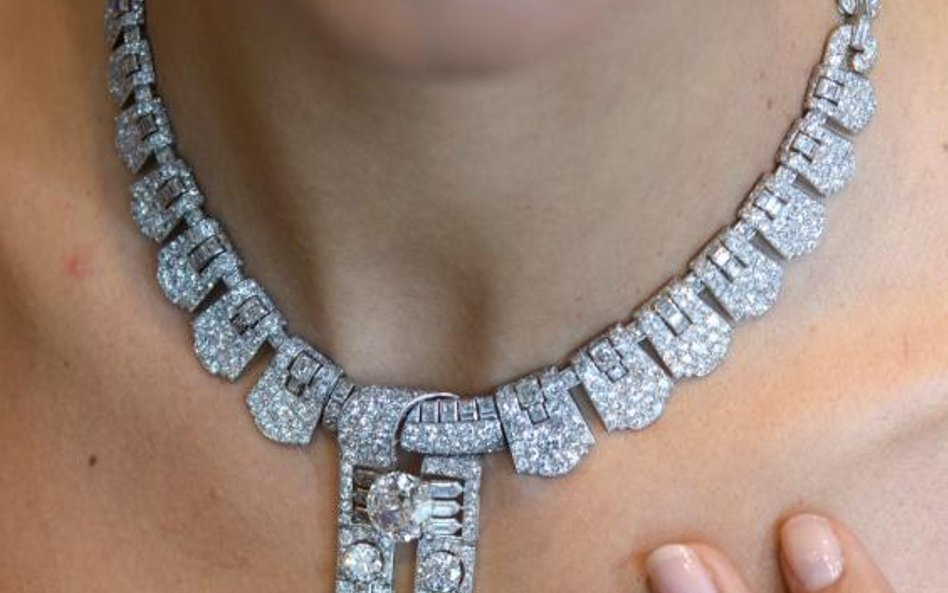 Szmaragdowa kolja Cartiera