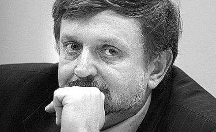 PiS - kłopoty z tożsamością PiS jako opozycji