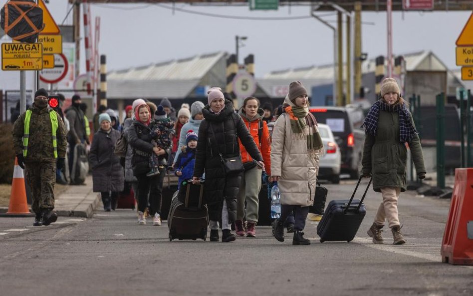 Polskie banki pomagają ukraińskim uchodźcom