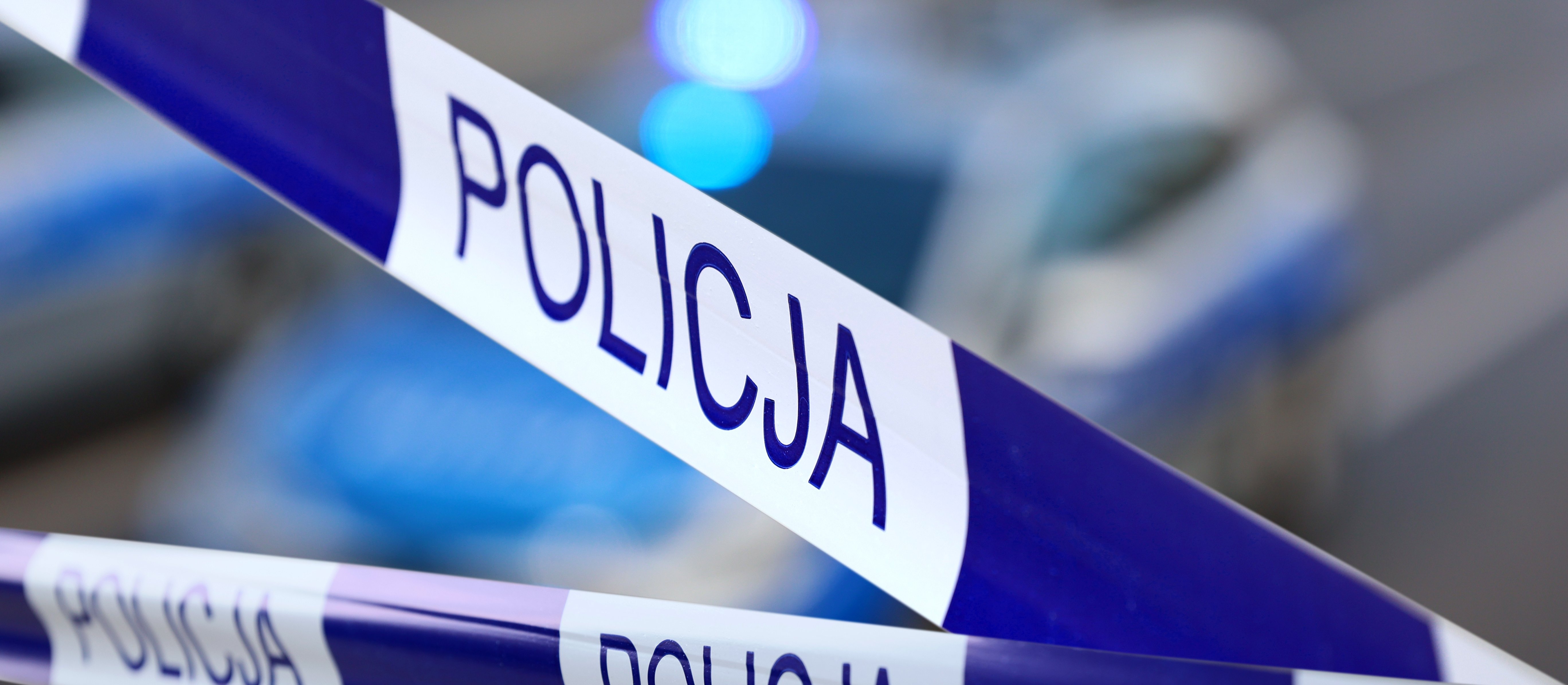 Nagi mężczyzna biegał po Płocku. Zmarł w czasie interwencji policji