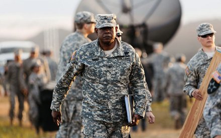 "Nowy początek", Paul Hotte, Patrice Vermette