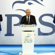 Jarosław Kaczyński (w środku) wie, że współpraca Adama Hofmana (z lewej) i Andrzeja Dudy (z prawej) 