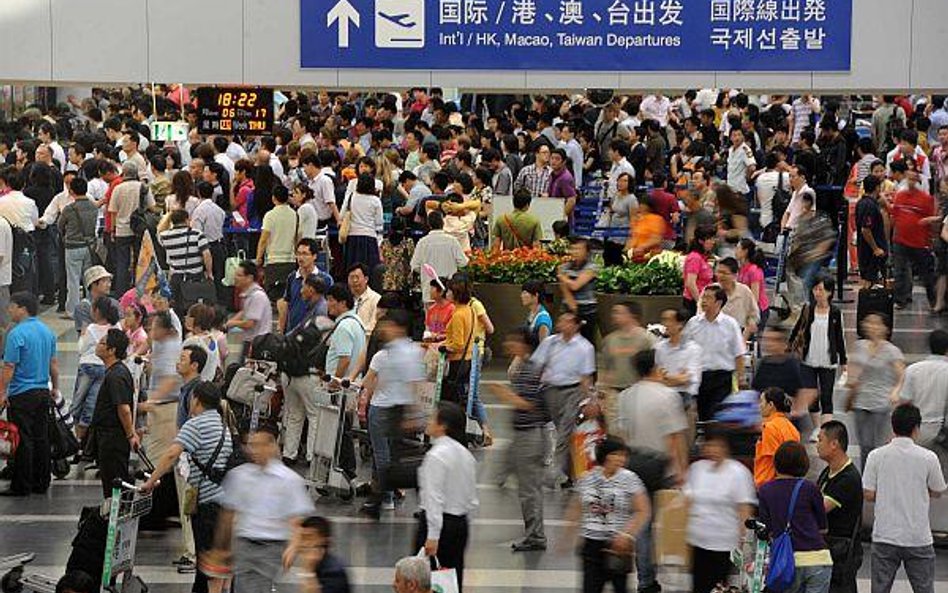 Ufo startuje z Okęcia