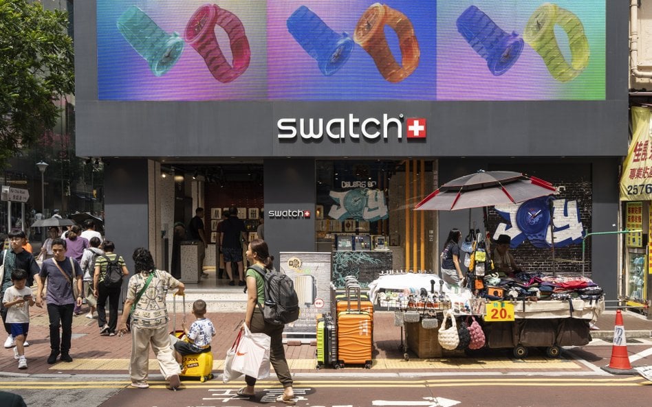 Sklep Swatch przy Russell Street w dzielnicy Causeway Bay w Hongkongu w Chinach