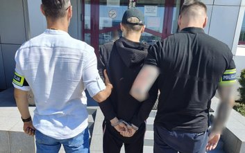 Akcja „Czyste Wakacje 2025”. Warszawscy policjanci zatrzymali 228 osób