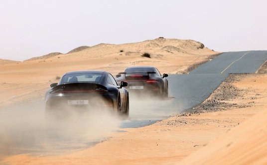 Prototypy hybrydowych Porsche 911