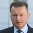 Szef klubu PiS Mariusz Błaszczak podczas konferencji prasowej przed siedzibą Komendy Głównej Straży 