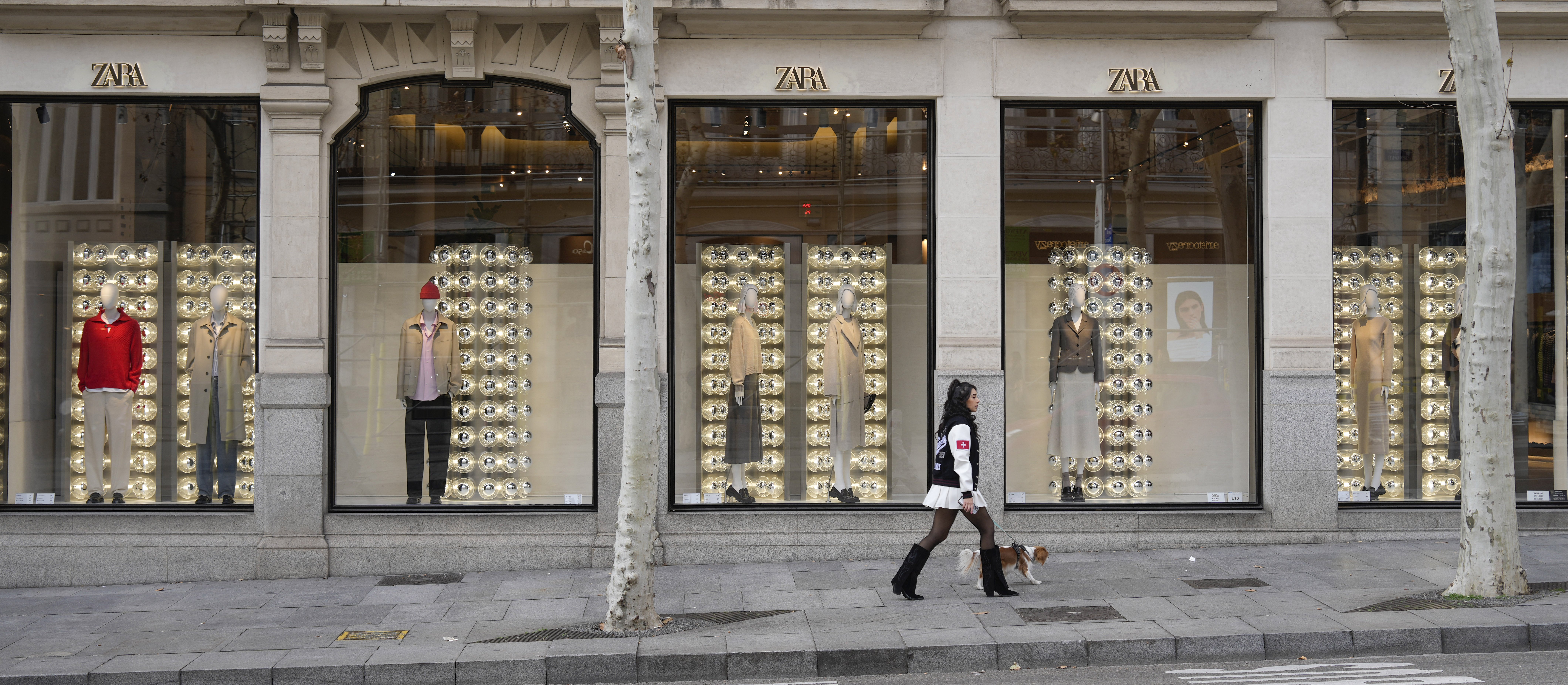 Pracownicy Zary szykują protesty w Black Friday – żądają podziału zysków