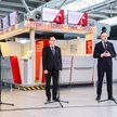 Otwarcie nowego punktu ogłosił minister spraw wewnętrznych i administracji Mariusz Kamiński (w środk