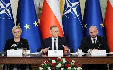 Prezydent Andrzej Duda na posiedzeniu Rady Bezpieczeństwa Narodowego w Pałacu Prezydenckim