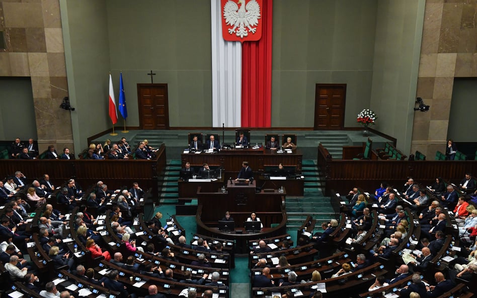 Sejm uchwalił nowelizację ustawy o aplikacji mObywatel