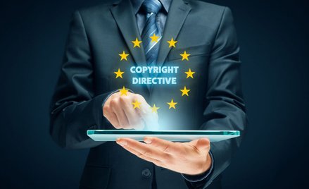 Co dalej z odpowiedzialnością dostawców usług udostępniania treści online?