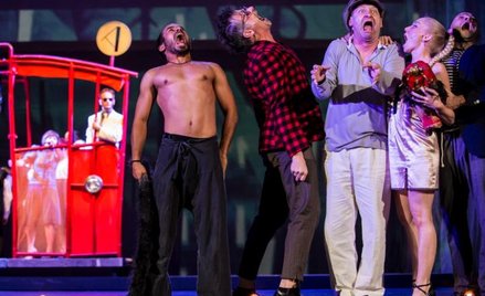 Musical „Mistrz i Małgorzata” będzie miał uroczystą premierę w sobotę. Na zdjęciu scena na Patriarsz