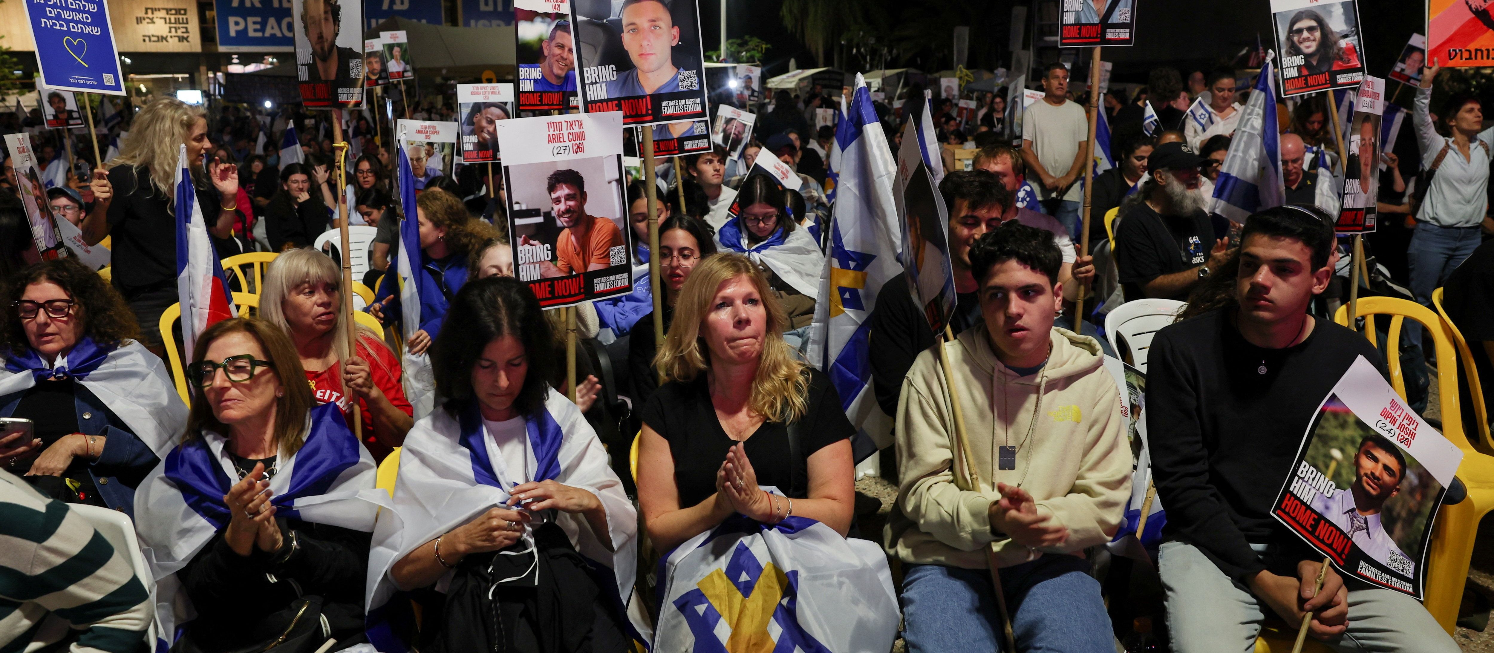 Donald Trump: the war is over. Hamas releases hostages