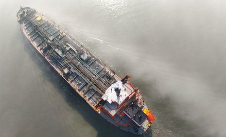 Chiny chcą mieć pewność, że statki z ropą i gazem płynące do Chin mogą przepływać przez Cieśninę Orm