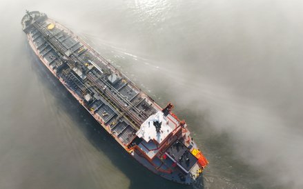 Chiny chcą mieć pewność, że statki z ropą i gazem płynące do Chin mogą przepływać przez Cieśninę Orm