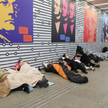 Uchodźcy z Ukrainy na dworcu Warszawa Centralna
