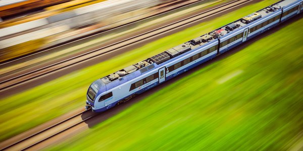 Czy przewoźnicy mogą bezkarnie demolować rozkład jazdy pociągów?