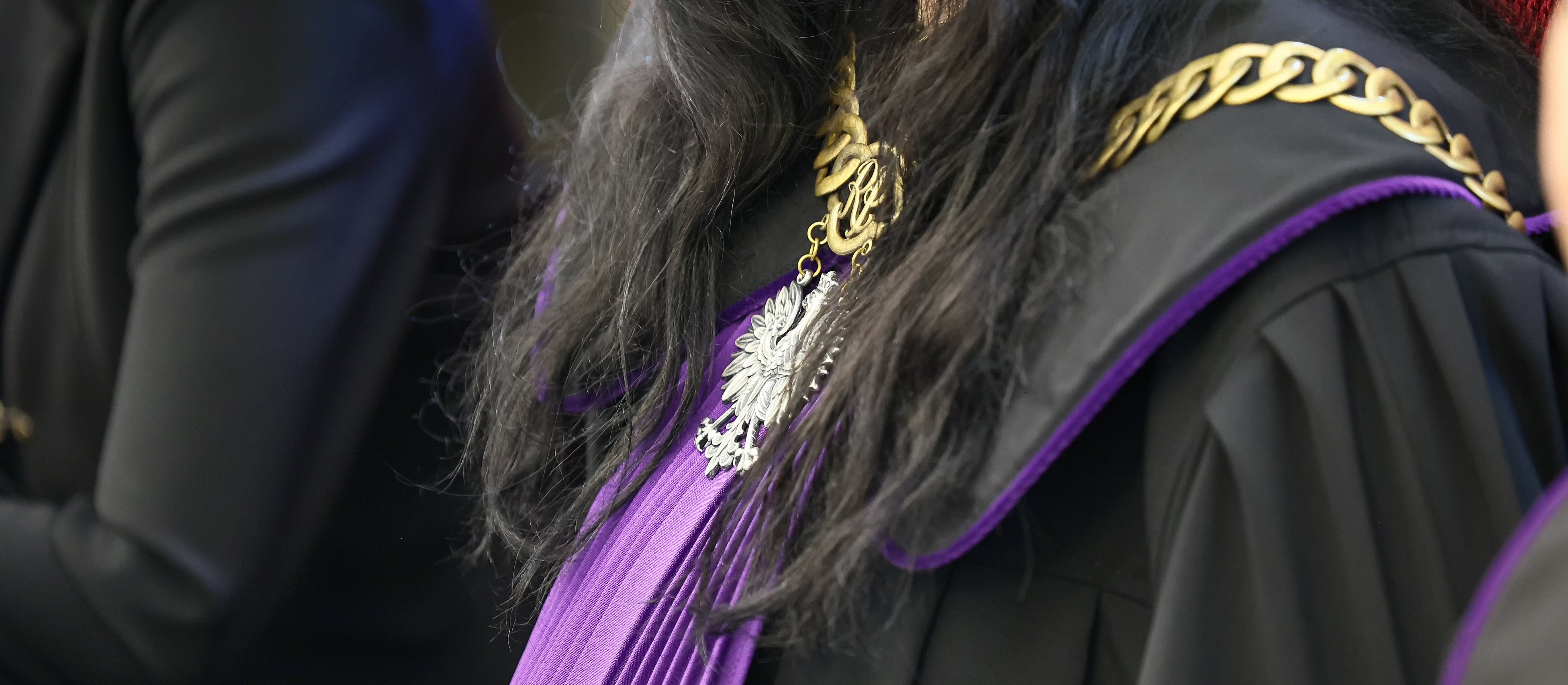 Sędzia z dwoma paszportami? Resort Waldemara Żurka chce powrotu do zasady sprzed rządów PiS