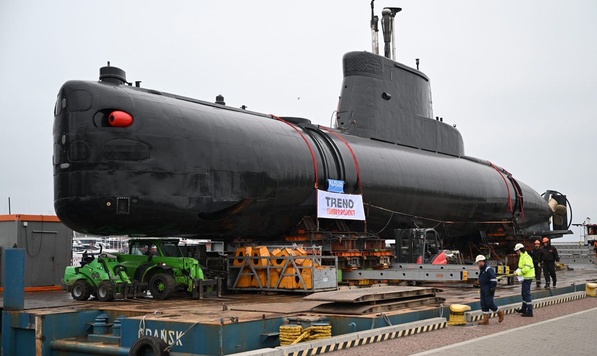 Den polske ubåtflåten er på vei rett til bunnen