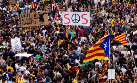 Demonstracja zwolenników niepodległości Katalonii w Barcelonie