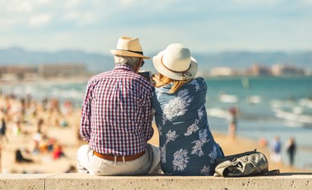 Wczasy pod gruszą dla emeryta. Tylko kto zapłaci