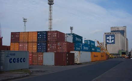 Szczecin: gotowe place postojowe w portach