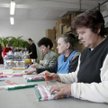 Zatrudnianie osób po pięćdziesiątym roku życia jest tańsze niż młodszych