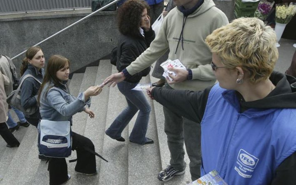 Znajdziesz gorzej płatną pracę, państwo zwróci różnicę