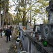 Zasady działania cmentarzy i dopuszczalne formy pochówków reguluje ustawa z lat 50. poprzedniego stu