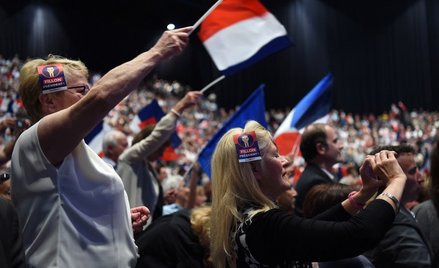 Francja: 500 tys. podwójnych kart wyborczych