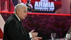Prezes PiS Jarosław Kaczyński podczas kongresu ARMIA w Stalowej Woli