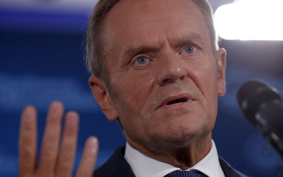 Tusk: Orban zasługuje na więcej niż medal od Putina. Miejsce w zarządzie Gazpromu