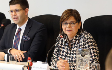 Prezes Naczelnej Rady Lekarskiej Łukasz Jankowski oraz nowa minister zdrowia Izabela Leszczyna