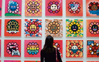 Nowojorska wystawa projektu Murakami Flowers, na której wszystkie prace były dostępne jako NFT, maj 