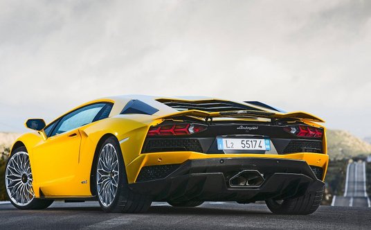 Lamborghini Aventador S