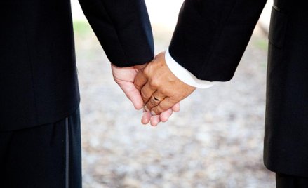 Trybunał Sprawiedliwości UE: państwo unijne nie może odmówić homoseksualnemu małżeństwu prawa pobytu