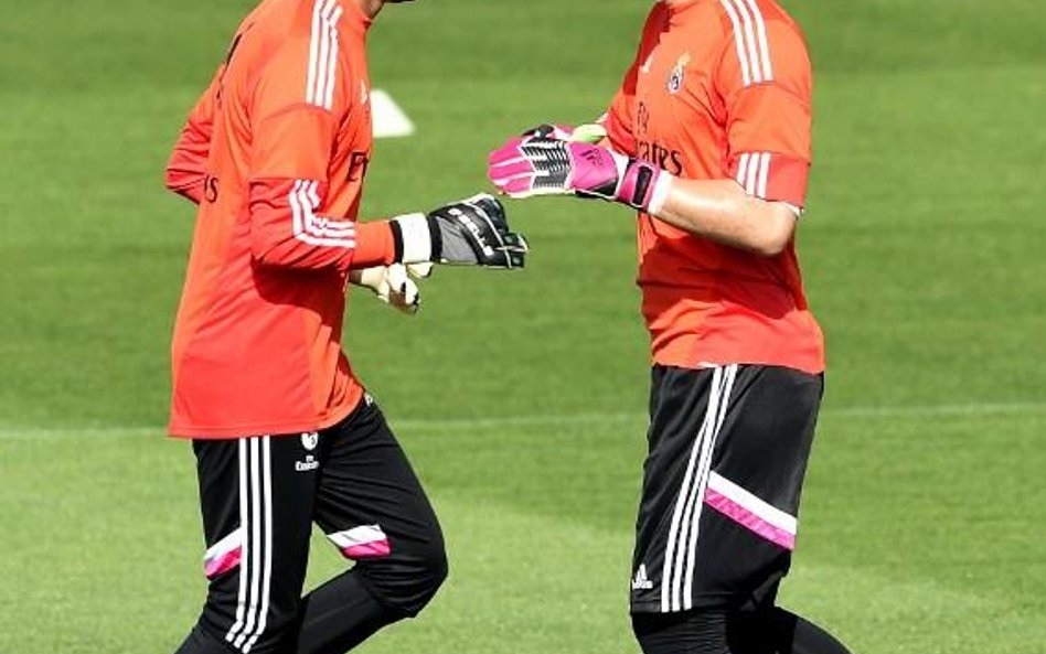 Keylor Navas (z lewej) i Iker Casillas - który z nich wygra rywalizację o miejsce w bramce Realu?