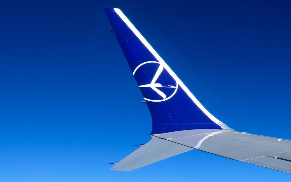 LOT odbiera dziś pierwszego boeinga z nowym, „polskim” wystrojem wnętrza