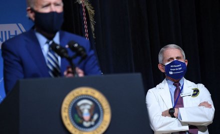 Dr Fauci: USA radziły sobie z wirusem gorzej od większości państw świata