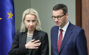 Teresa Czerwińska ma odejść z rządu na własne życzenie. Według spekulacji resortem finansów miałby p