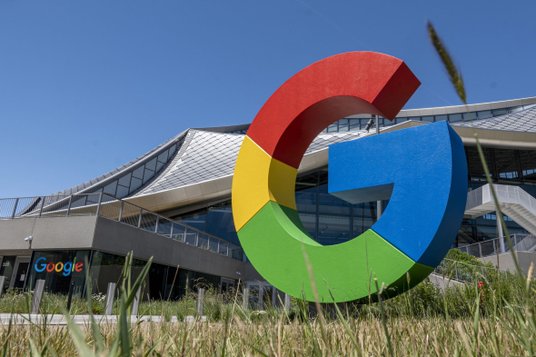 Alphabet (Google) i Microsoft zdołały w drugim kwartale zwiększyć swoją sprzedaż odpowiednio o 13 pr