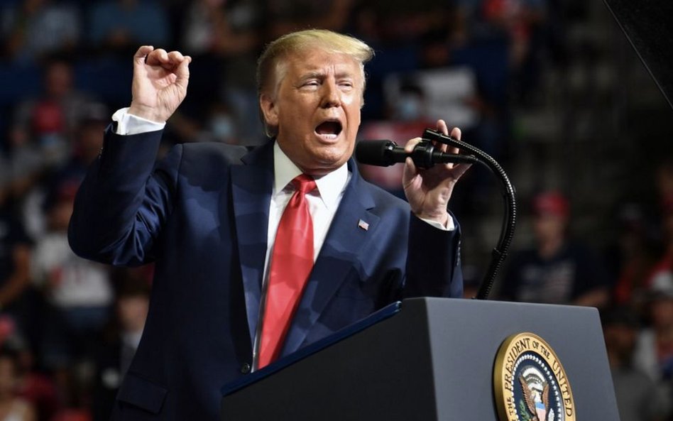 Doradca Donalda Trumpa: Druga fala koronawirusa nie nadchodzi