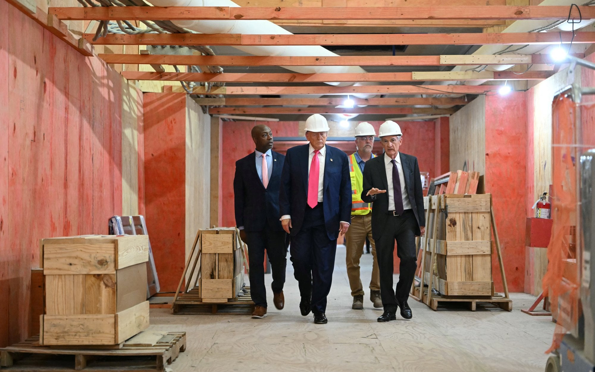 Trump kontra Powell. Groźby zwolnienia i polityczna burza wokół Fed