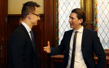 Węgierski MSZ Peter Szijjarto i kanclerz Austrii Sebastian Kurz