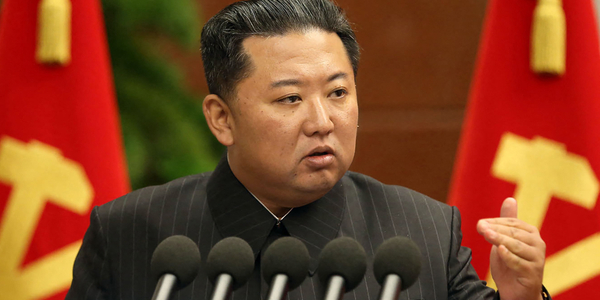 Korea Północna informuje o udanych próbach pocisków dalekiego zasięgu