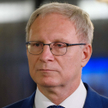 Latos: Ograniczyć możliwość korzystania z papierosów
