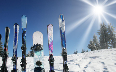 Koronawirus: rząd dopuszcza tylko narciarstwo jednodniowe